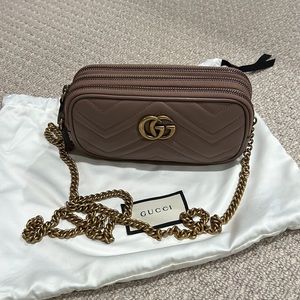 ❌SOLD❌Gucci Crossbody Wallet